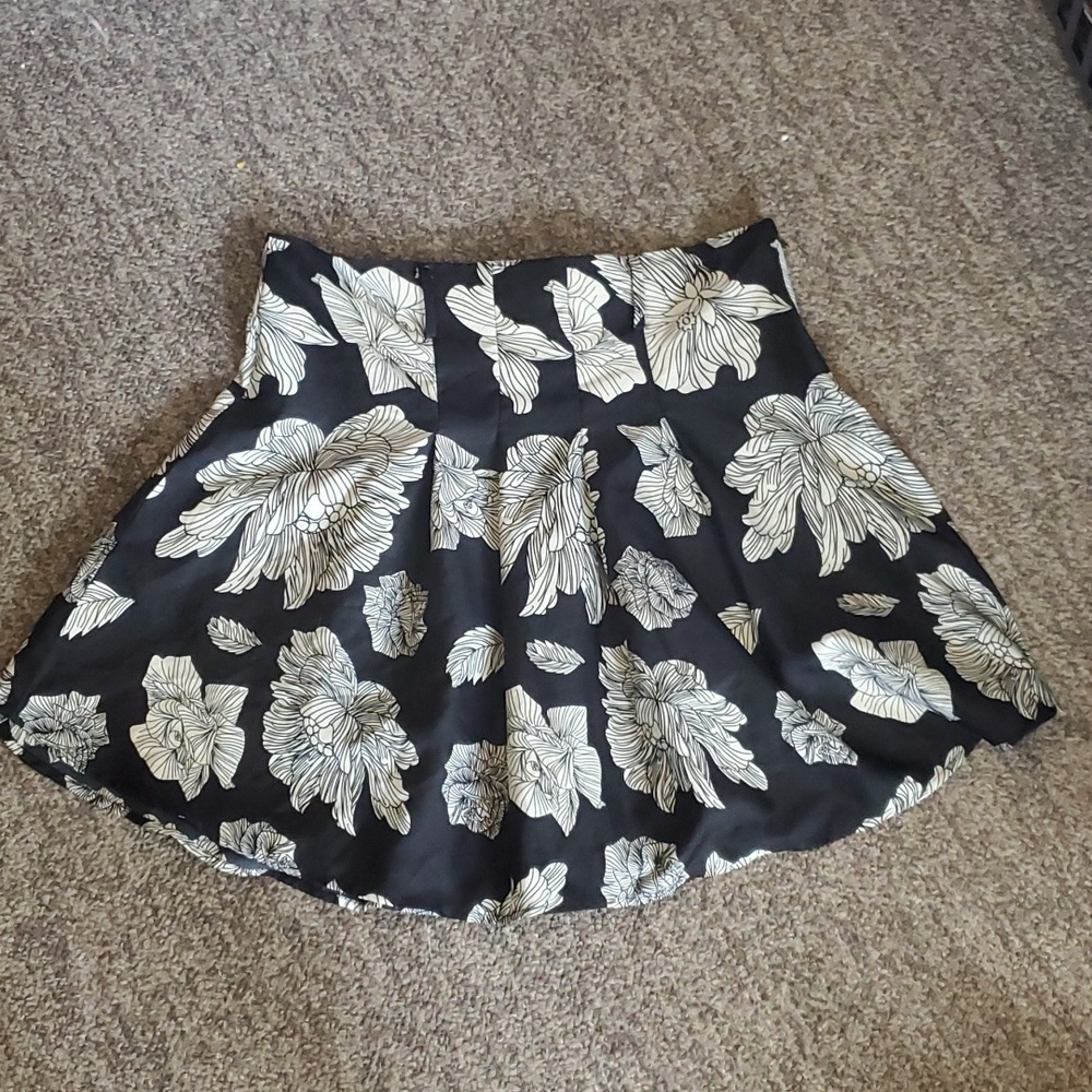 Candy couture skirt size xl $5 if buying 2 or more items